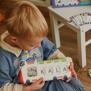 Lietuviškai įgarsintos šnekančios skaitymo kortelės SKILSAS SK2 skaitymo, rašybos ir matematikos įgūdžiams lavinti 6 Lietuviškai įgarsintos šnekančios skaitymo kortelės SKILSAS SK2 skaitymo, rašybos ir matematikos įgūdžiams lavinti 6